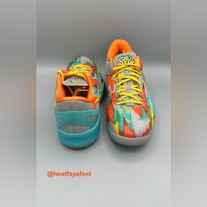 Kobe 8 Venice beach gradeschool